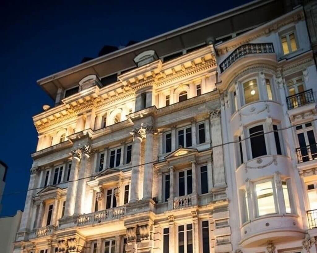 Pera Building Istiklal Street > Most Famous Area • Yerel Miraslar | Local Heritages